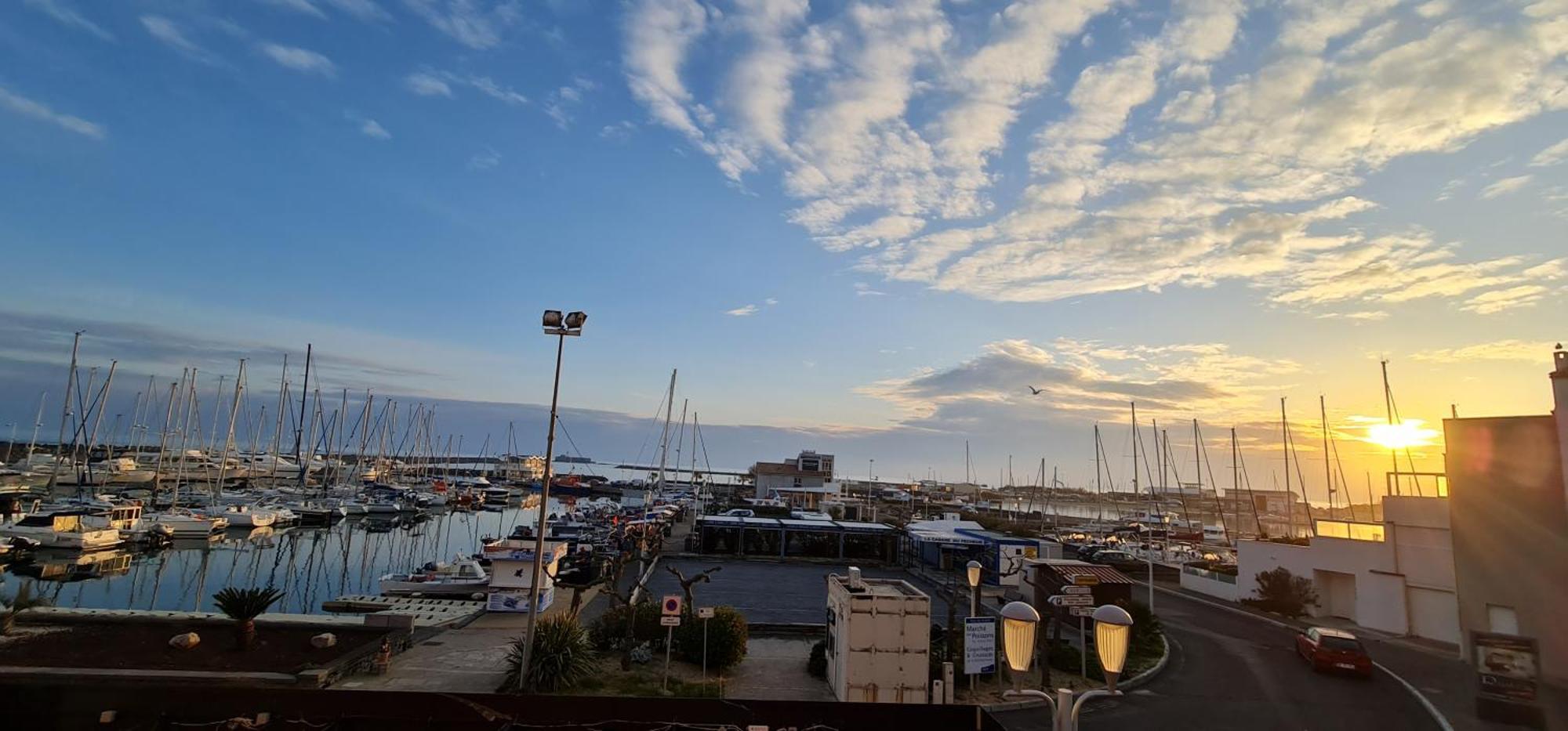 Residence De Standing La Pecherie Spacieux T3 Comme Un Cocon Familial Vue Mer Et Sur L'Avant Port Sur Le Bout Du Bout De Cap D'Agde Seule Cap En Occitanie 外观 照片
